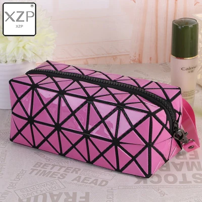Pink XZP Новая Женская Геометрическая косметичка на молнии большая посылка для хранения Алмазная косметичка лазерная вспышка кожаные женские косметички - Цвет: Pink