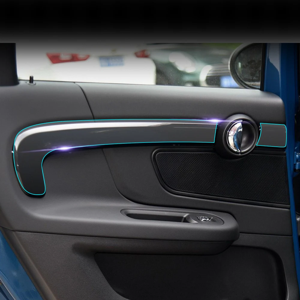 Центральная панель управления салона автомобиля нижнее белье невидимая