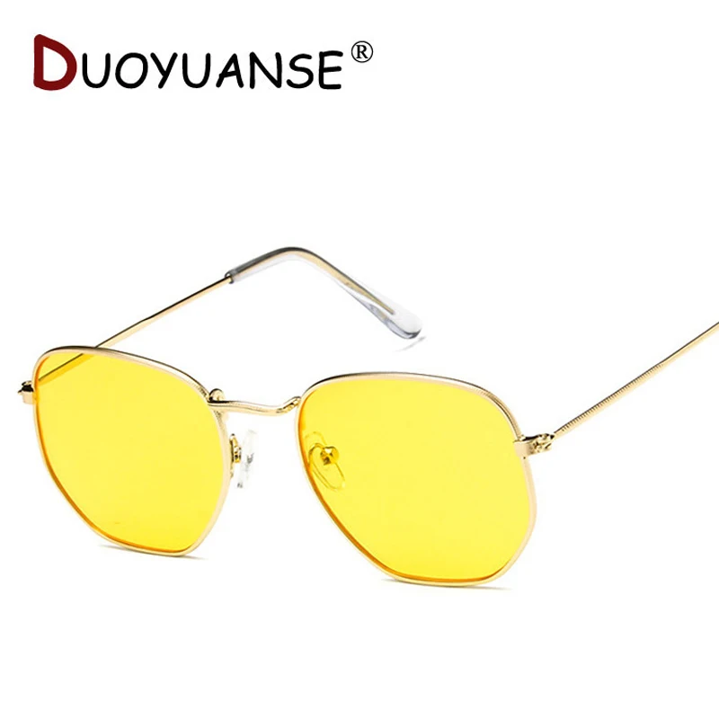 Очки солнцезащитные с прозрачными стеклами и восьмиугольной оправой |