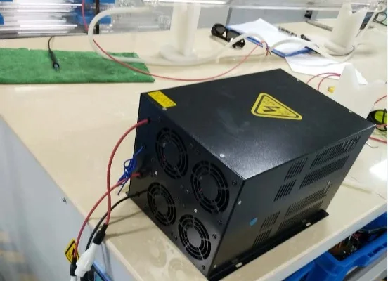 Оптовая продажа с фабрики горячая Распродажа 260 Вт СО2 лазерная трубка 300 блок