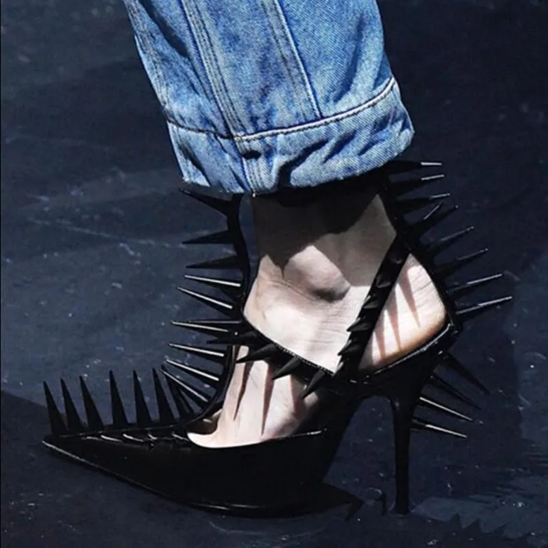 Женские туфли-лодочки с острым носком на тонком высоком каблуке Т-образным