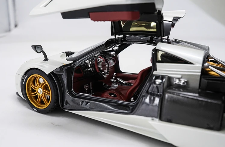 Welly 1:18 Масштаб литья под давлением суперавтомобиль модель игрушки для Pagani Huayra спортивный автомобиль имитация сплава автомобиль игрушка модель с оригинальной коробкой