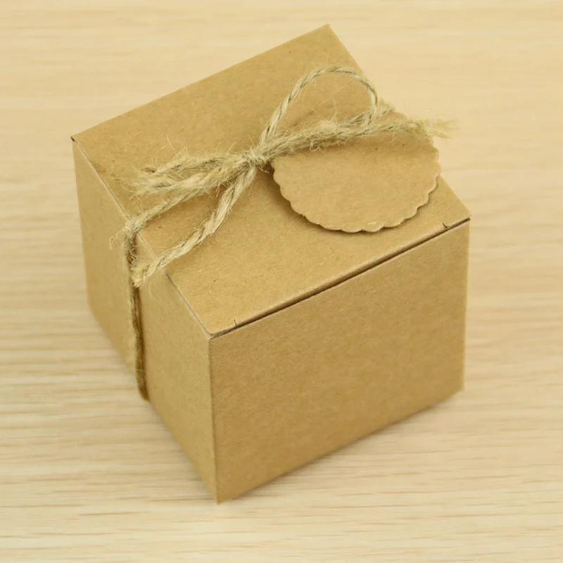 100pcs/lot DIY Simple Thin Kraft Paper Wedding Candy Box With Writting Card Special Gift Party Birthday Supplies 7*7*7 | Дом и сад