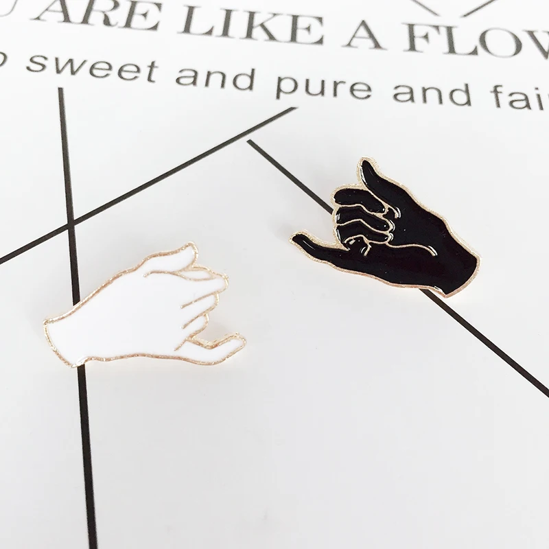 Значок жеста с крючком для рукоделия белый и черный цвет|Броши| |