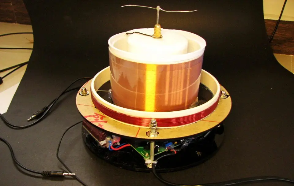Плазменный динамик дуги громкий музыка Тесла катушка Удивительный мигающий