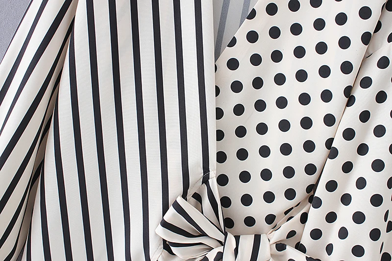 В уличном стиле носки в горошек и полоску с принтом женская блузка пэчворк