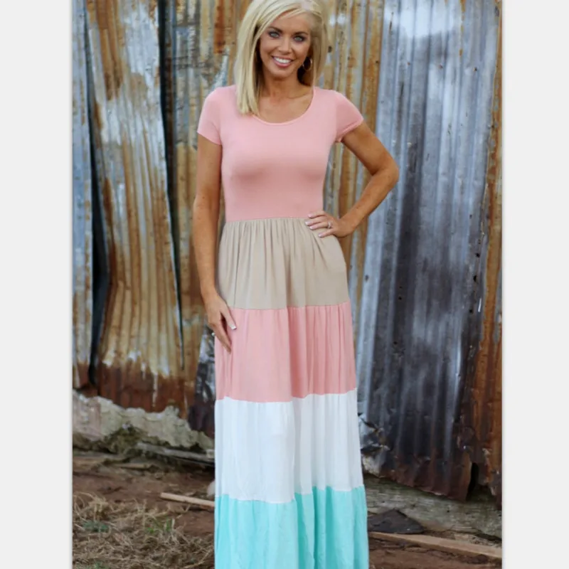 2018 одинаковые платья для мамы и дочки одежда Полосатое платье Детские комплекты