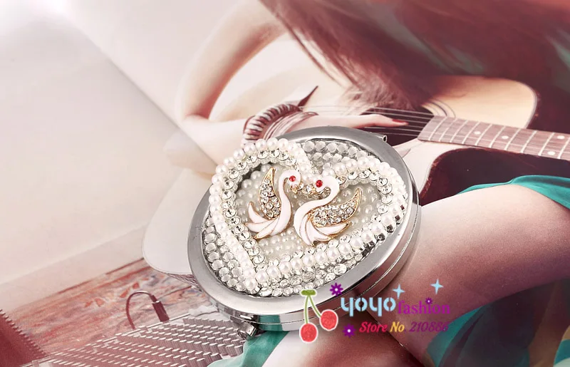 Engrave words free wedding party bridesmaid promotional gifts bling heart couple swan mini beauty makeup compact pocket mirror | Дом и сад