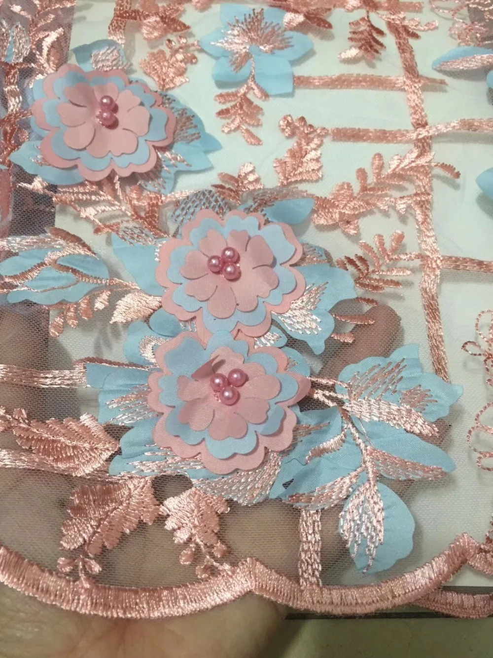 

New Designs African French Lace Fabric High Quality Nigeria French Net Lace 2018 With Beaded For Women CDZ724-15