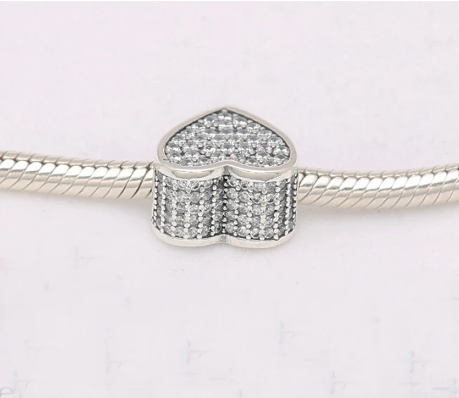 Новое поступление 2017 серебристые бусины-подвески с фианитами в форме сердца