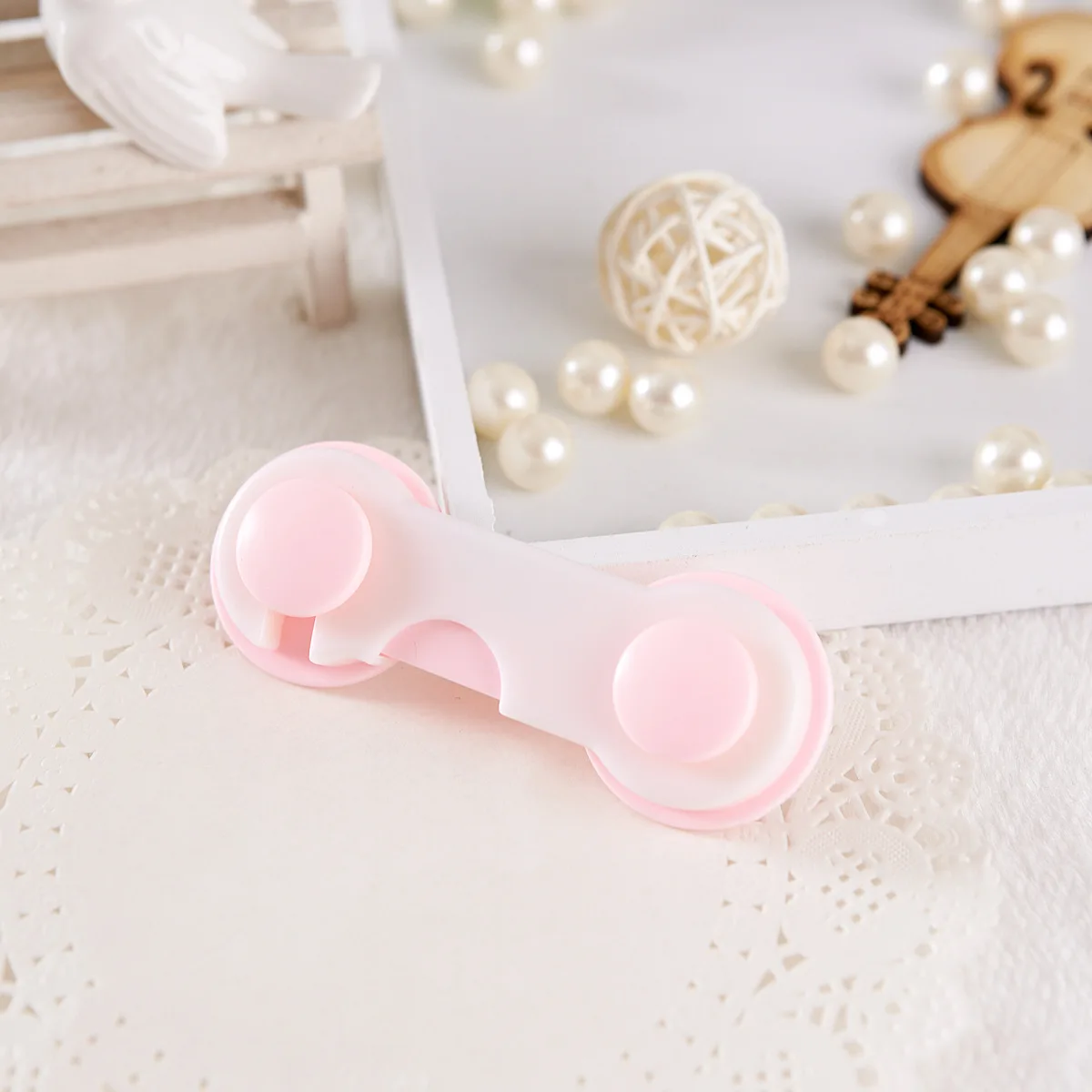 

1 Pcs Kids Safety Locks Cabinet Door Drawers Refrigerator Locks Plastic Security Locks Straps Children Safety Protection