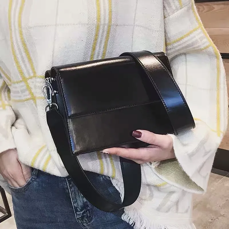 Новая женская сумка простая широкая на плечо маленькая квадратная | Багаж и сумки