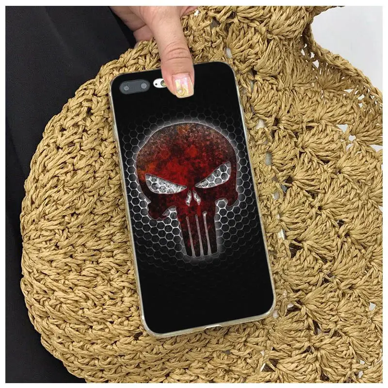 Aiboduo Каратель Череп прозрачный край coque чехол для Apple iPhone 5S 6 6plus 6s 7 8 7plus 8plus XR X XS
