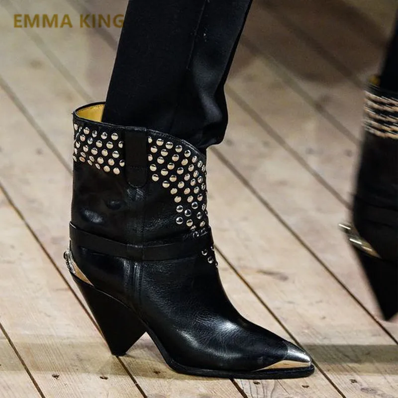 EMMA KING/кожаные сапоги до середины икры с металлическими заклепками и острым