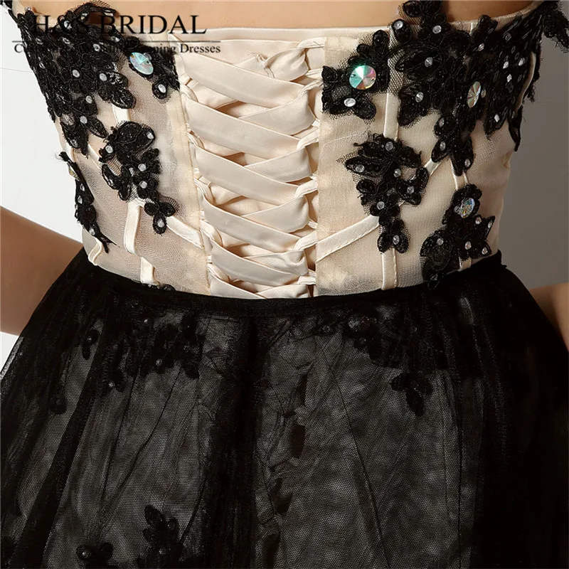 Женское платье со съемным шлейфом H & S Черное короткое вечернее с кружевной