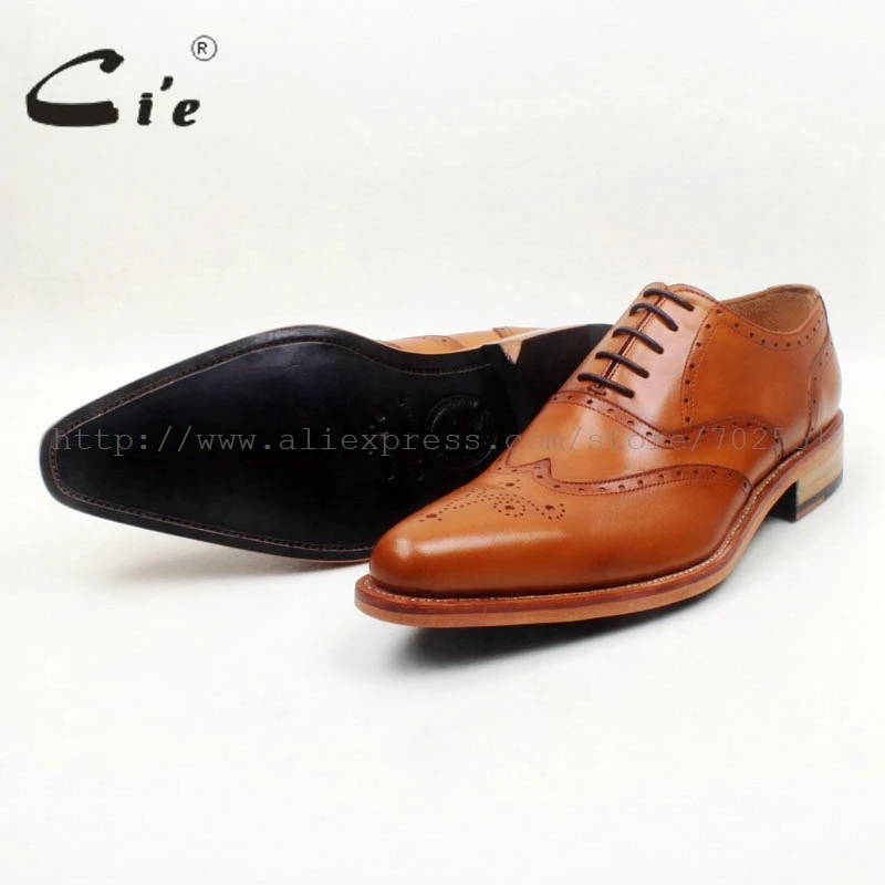 Мужские туфли-оксфорды на шнуровке с острым носком | Обувь