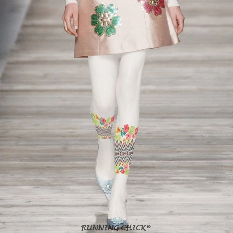 

Pastoral diamond-shaped Flower Printing Pantyhose
