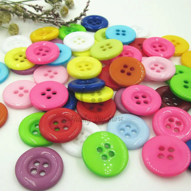 

480pcs 16 Colors Colorful 18mm 4 Holes Round Edge Resin Sewing Buttons for Clothing Trousers Craft Basic Colorful Resin Buttons