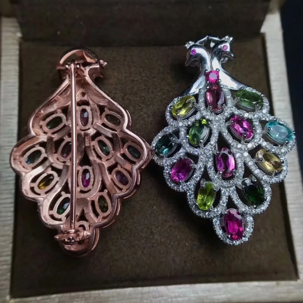 

925 sterling silver gold inlaid with natural seal brooch Beautiful jewelry. Birthday gift