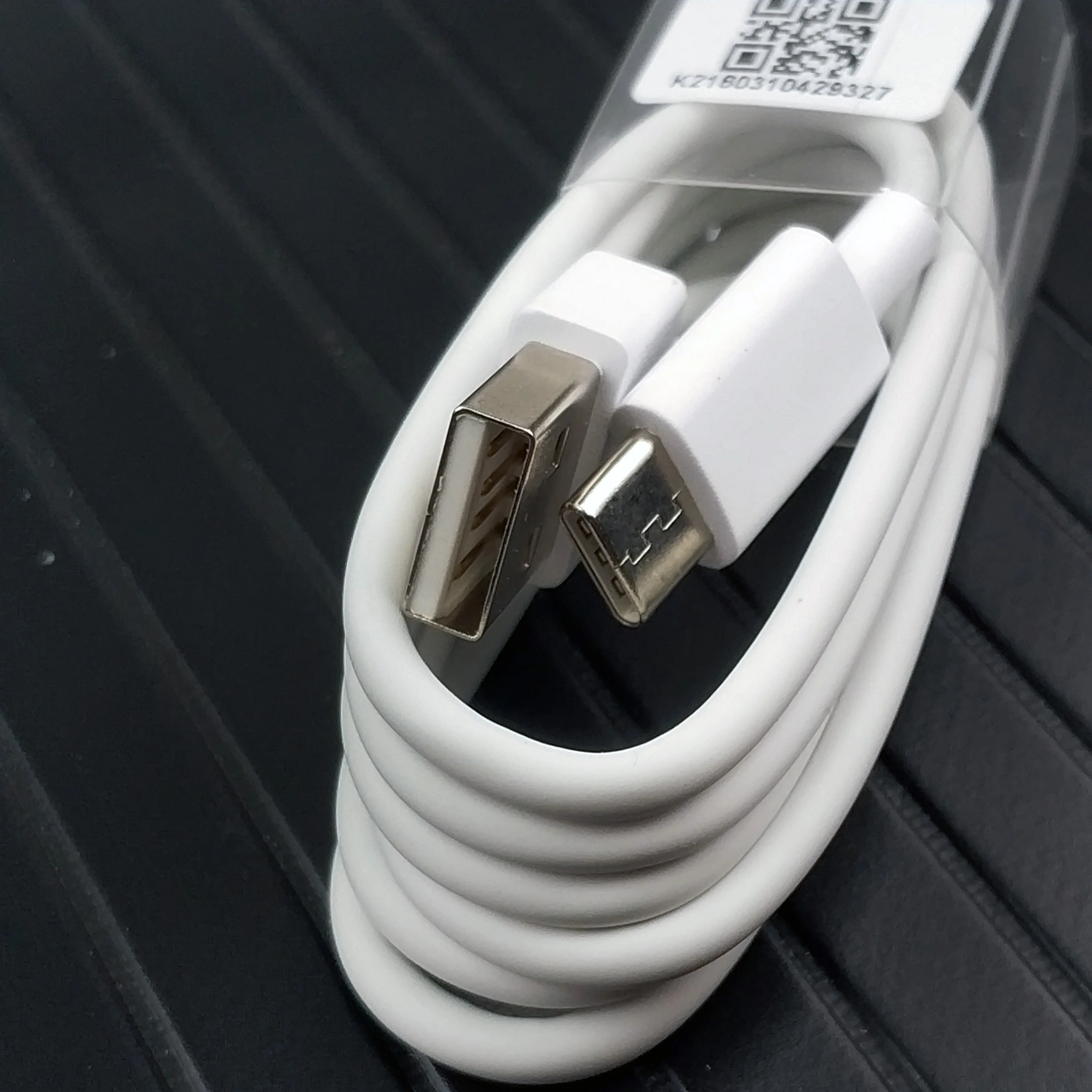 Оригинальный зарядный кабель Xiaomi Mi 9 usb Type-c белый для быстрой зарядки и