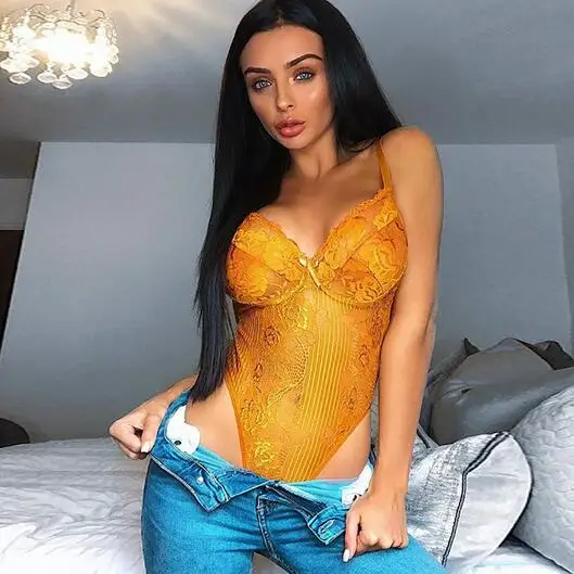 Женское облегающее Боди без бретелек Clobee белый Облегающий комбинезон модель DJ186