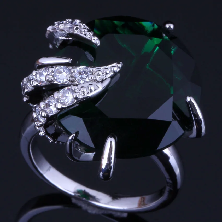 

Clean Round Green Cubic Zirconia White CZ Silver Plated Ring V0555