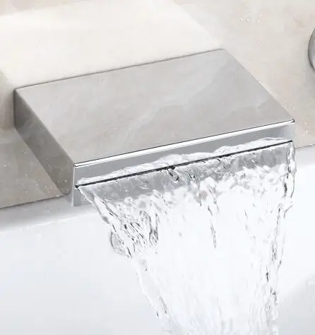 Настенный смеситель для ванной комнаты с водопадом латунный Смеситель