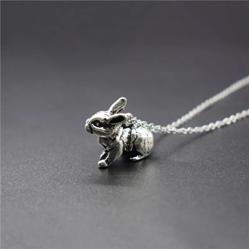 

New 3D Vintage Retro Rabbit Necklace