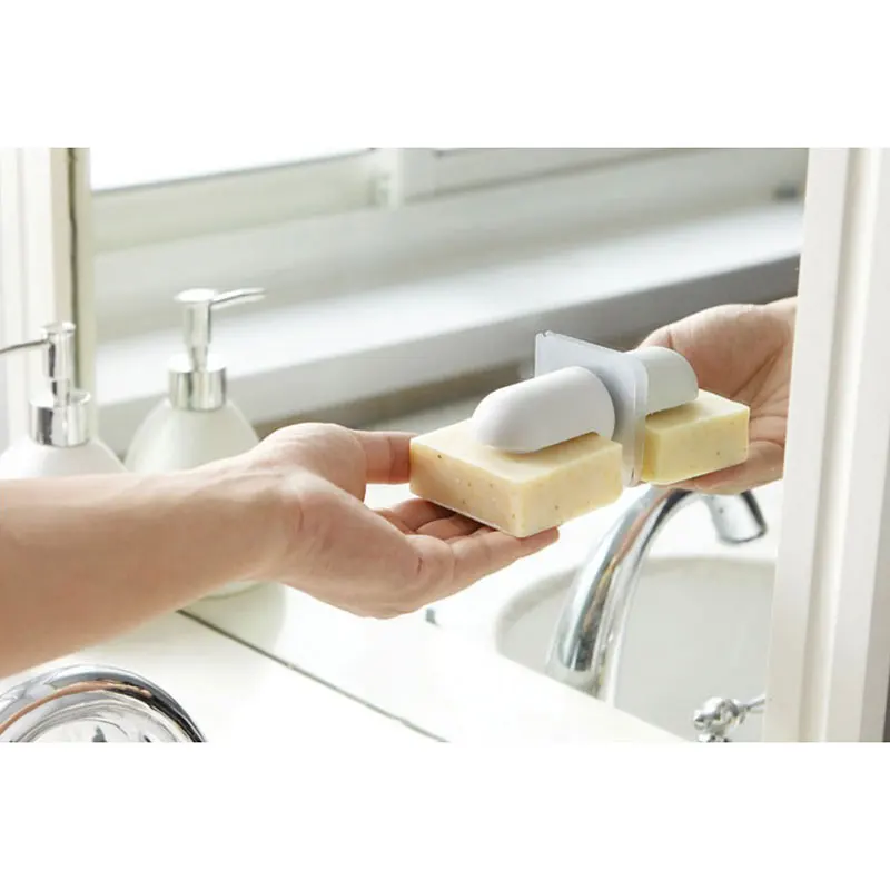 Household Innovative Magnet Soap Rack Bathroom Wall-mounted Holder Absorber Free Punch Drain Box Sucker Drop Shipping | Дом и сад