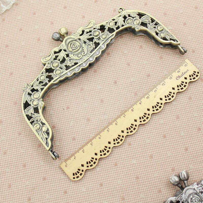 5 шт. 16 см винтажные Резные Стразы с розой украшение металлический кошелек рамка