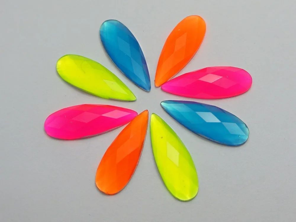 100 Смешанные неоновые цветные акриловые длинные Стразы в форме слезы с плоской