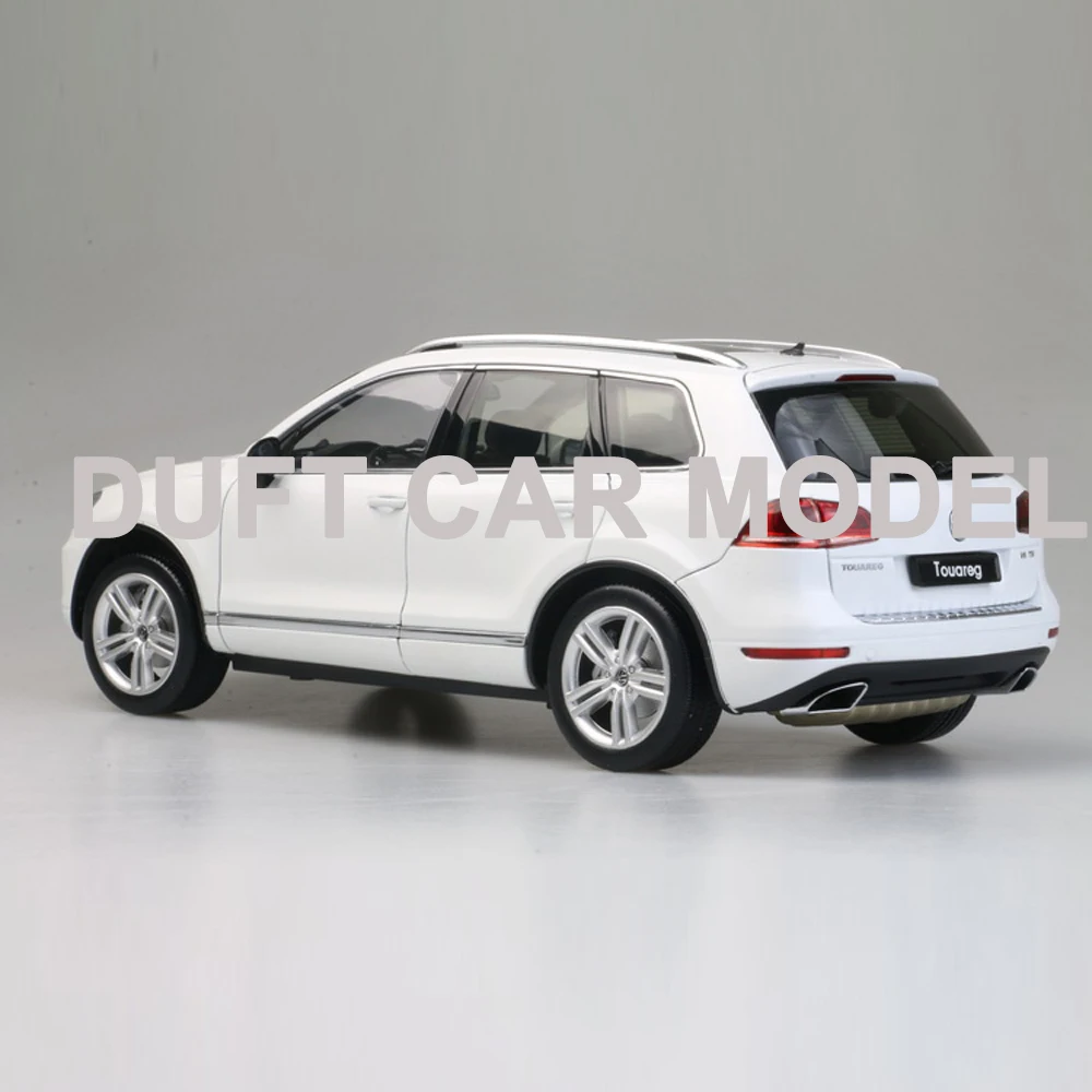 Литая 1:18 игрушка из сплава GTA Touareg, модель автомобиля, детская игрушечная машинка, оригинальная посылка для детей, игрушки для коллекции