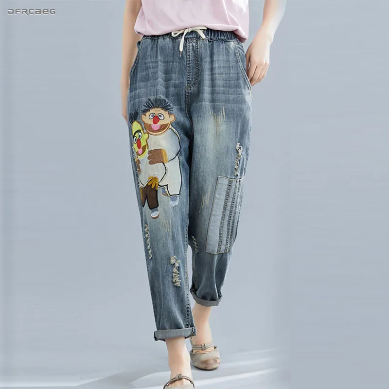 Бойфренд по колено рваные джинсы дамские шаровары лето 2019 г. мультфильм
