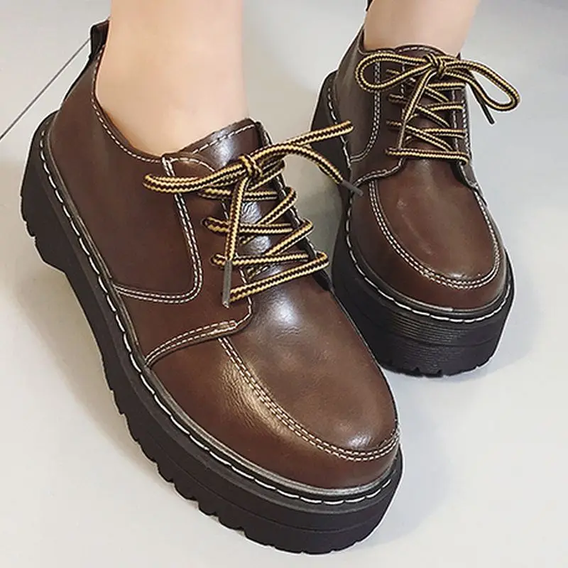 Туфли женские на платформе и толстой подошве шнуровке дышащие модные