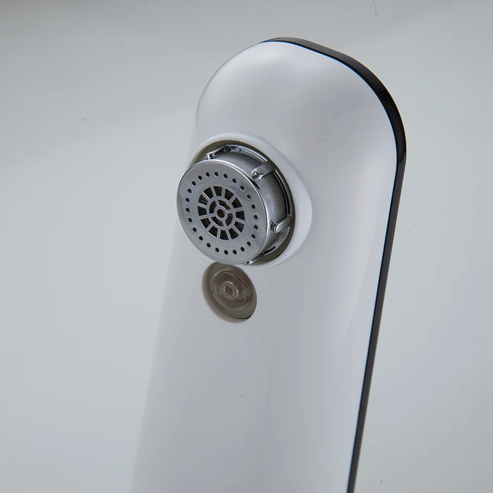 White Electric Basin Water Heater Tap Instant Hot Water Faucet Heater Cold Hot Faucet With TEM Digital Display 220V