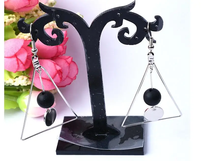 Ea1094 минималистичный стиль винтажный Треугольник Имитация жемчужной сережки