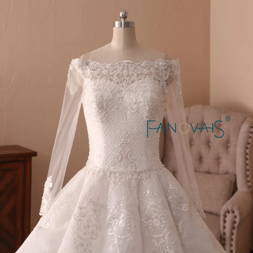 Luxury Wedding Dresses Long Sleeves 2019 Wedding Dress Beads Ball Gown for Wedding Vestido de Novia robe de mariee bridal gowns