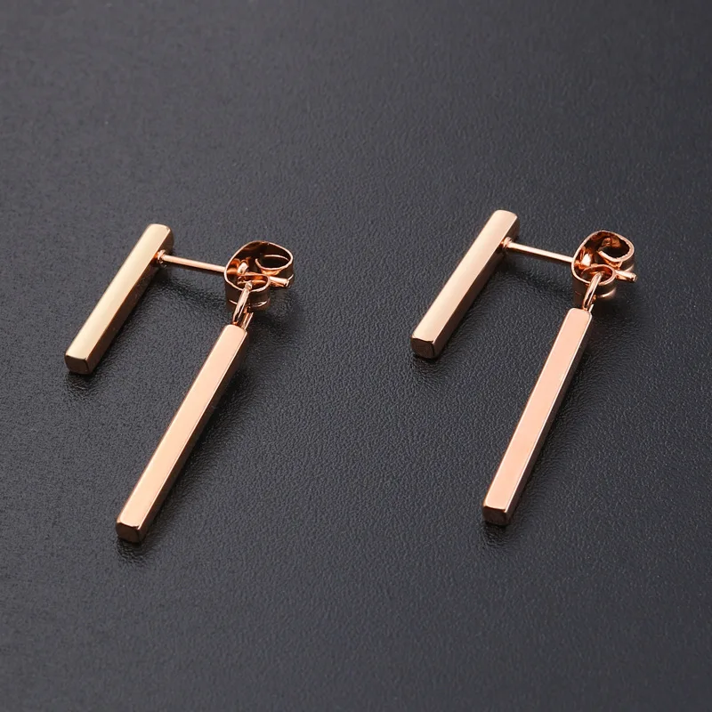 Серьги-гвоздики ZooMango из нержавеющей стали с двойной геометрической