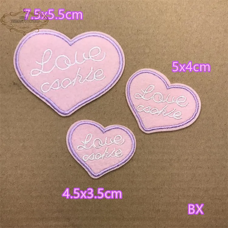 1 шт. розовое сердце Рок Поцелуй Эй слова вышитые утюгом нашивки тканевые