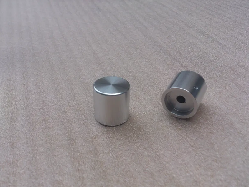 

Aluminum Solid Knob Volume Potentiometer Knob HIFI Audio Amplifier Knob Diameter: 25mm Height: 25mm