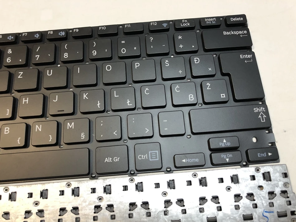 Клавиатура ноутбука West Balkan для SAMSUNG NP530U3B 530U3B NP530U3C 530U3C NP535U3C NP540U3C 540U3C 532U3C WB макет |