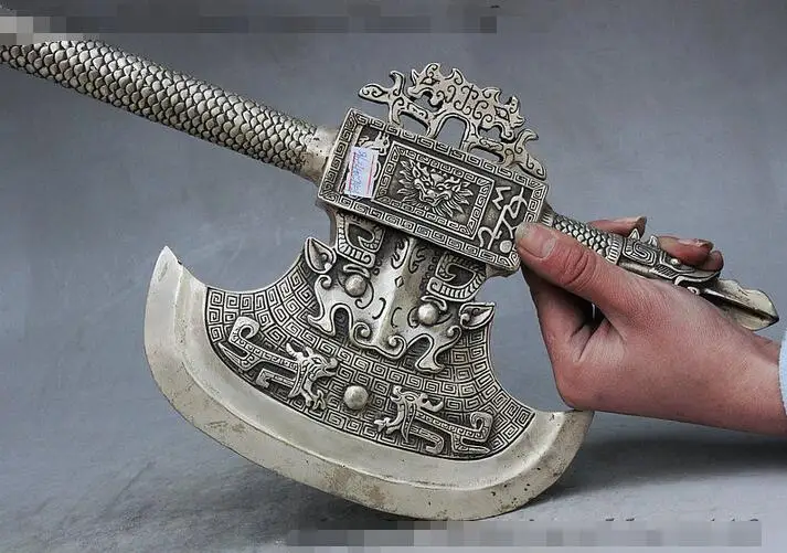 19&quot Ancient China Silver Dragon Lion Beast Hand Shank Weapon Axe Hatchet Statue | Дом и сад