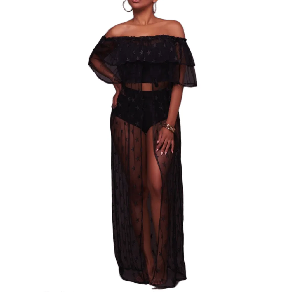 Пикантная женская накидка на купальник с оборками и открытыми плечами вязаная