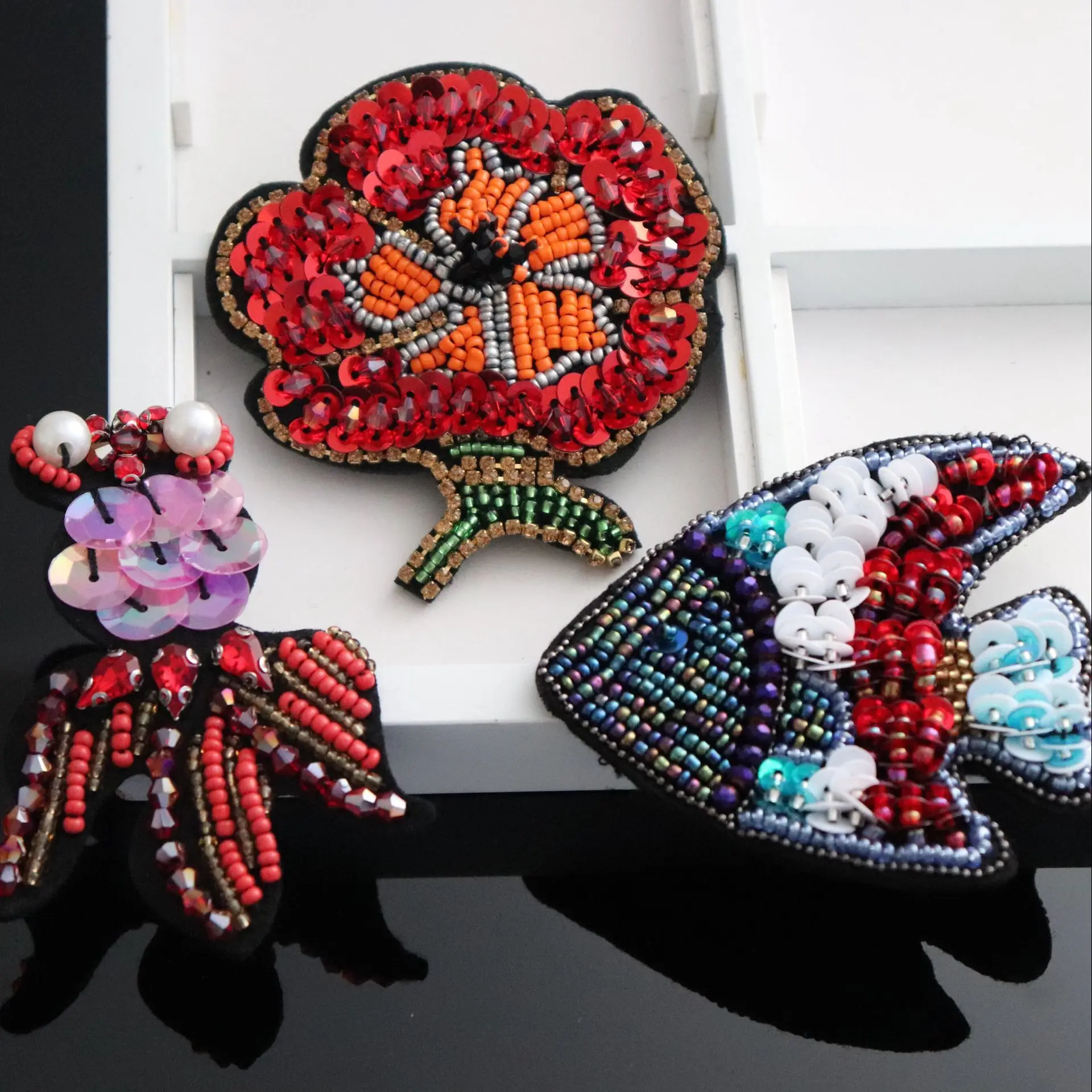 Ручная работа расшитая бисером блестящая цветная 3D золотая рыбка/нашивка Цветы