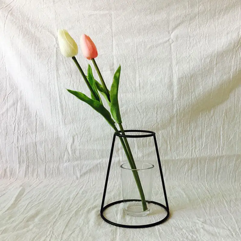E New Style Home Party Decoration Retro Iron Line Flowers Vase Metal Plant Holder Modern Solid Home Decor Nordic Styles Iron Vase - Цвет: E