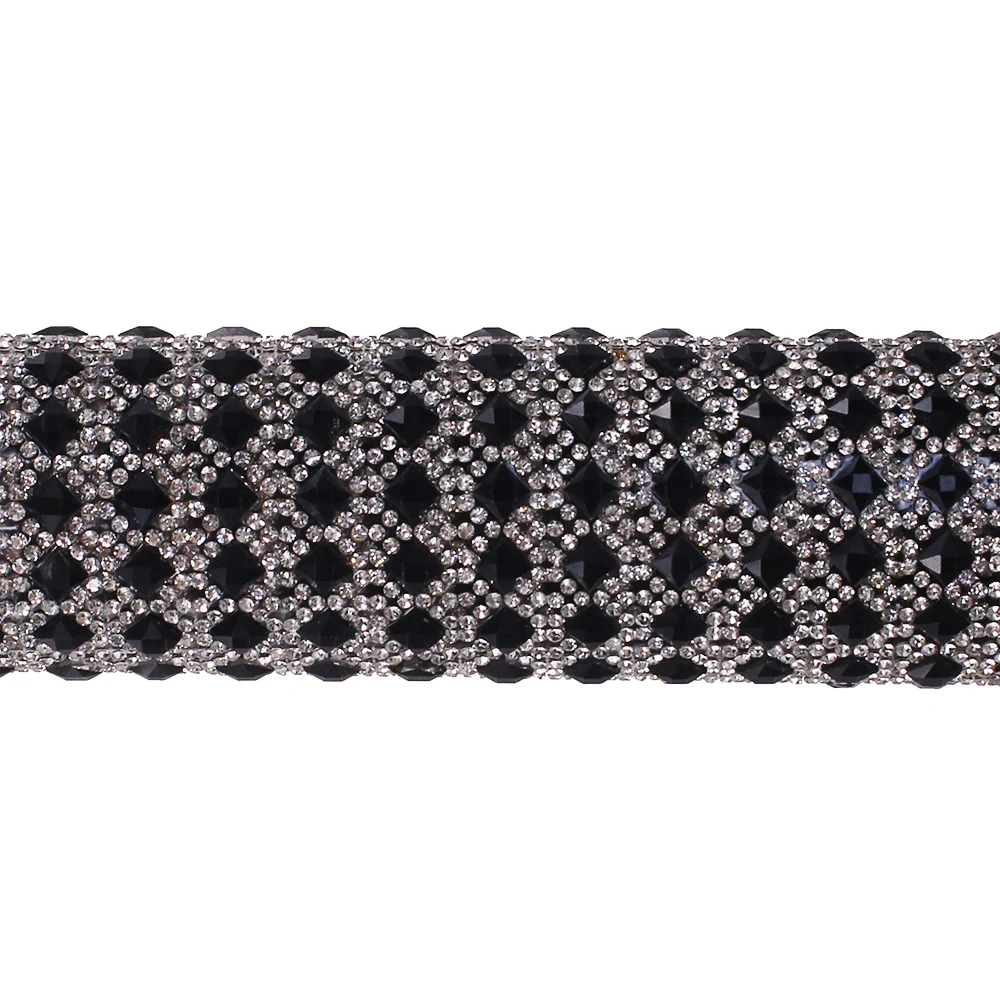 1 лист декоративная термоклейкая Аппликация с черными стразами T2530|crystal heat