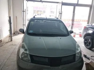 Авто смолы решетки передняя решетка матовый черный гриль Подходит для Nissan Livina 2008-2012