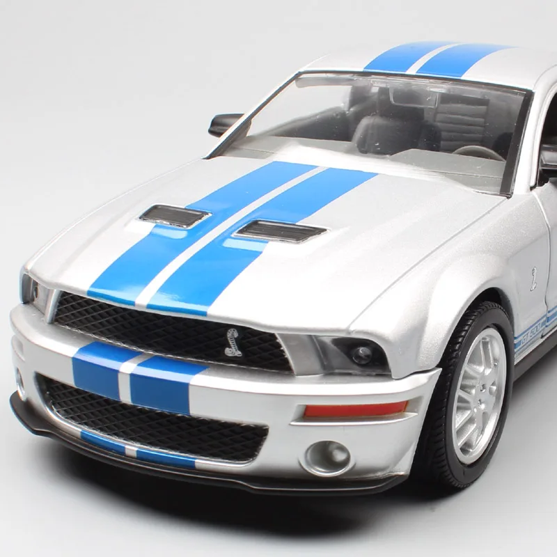 Дорожные фирменные 1:24 весы, мышечные автомобили ford MUSTANG Shelby GT 500 2007, Гоночная машина, 2007 металлические Литые автомобили и модели, игрушки для хобби