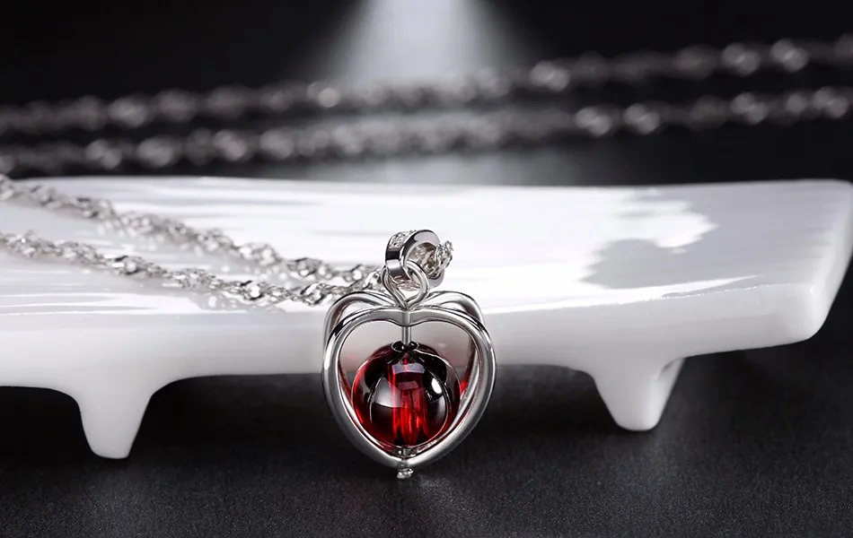 ORSA JEWELS Новое Поступление Имитация красного граната Pedants ожерелье Мода Серебряный цвет женщины не вызывающие аллергию украшения ON48