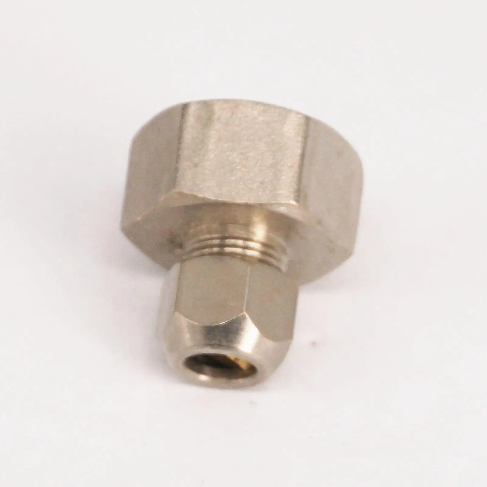 Партия 2 1/2 дюйма гнездо BSP латунный фитинг с никелированным покрытием наружный